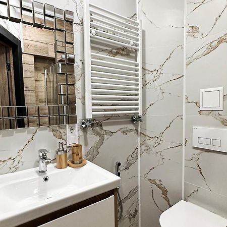 Cozy Apartments In The City Centre Львів Екстер'єр фото