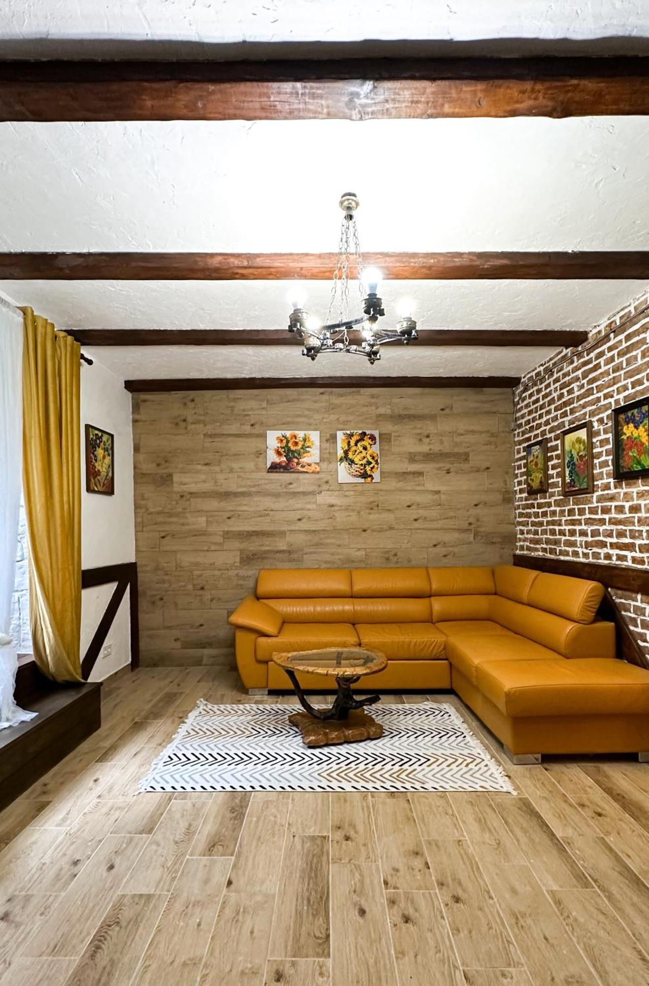 Cozy Apartments In The City Centre Львів Екстер'єр фото