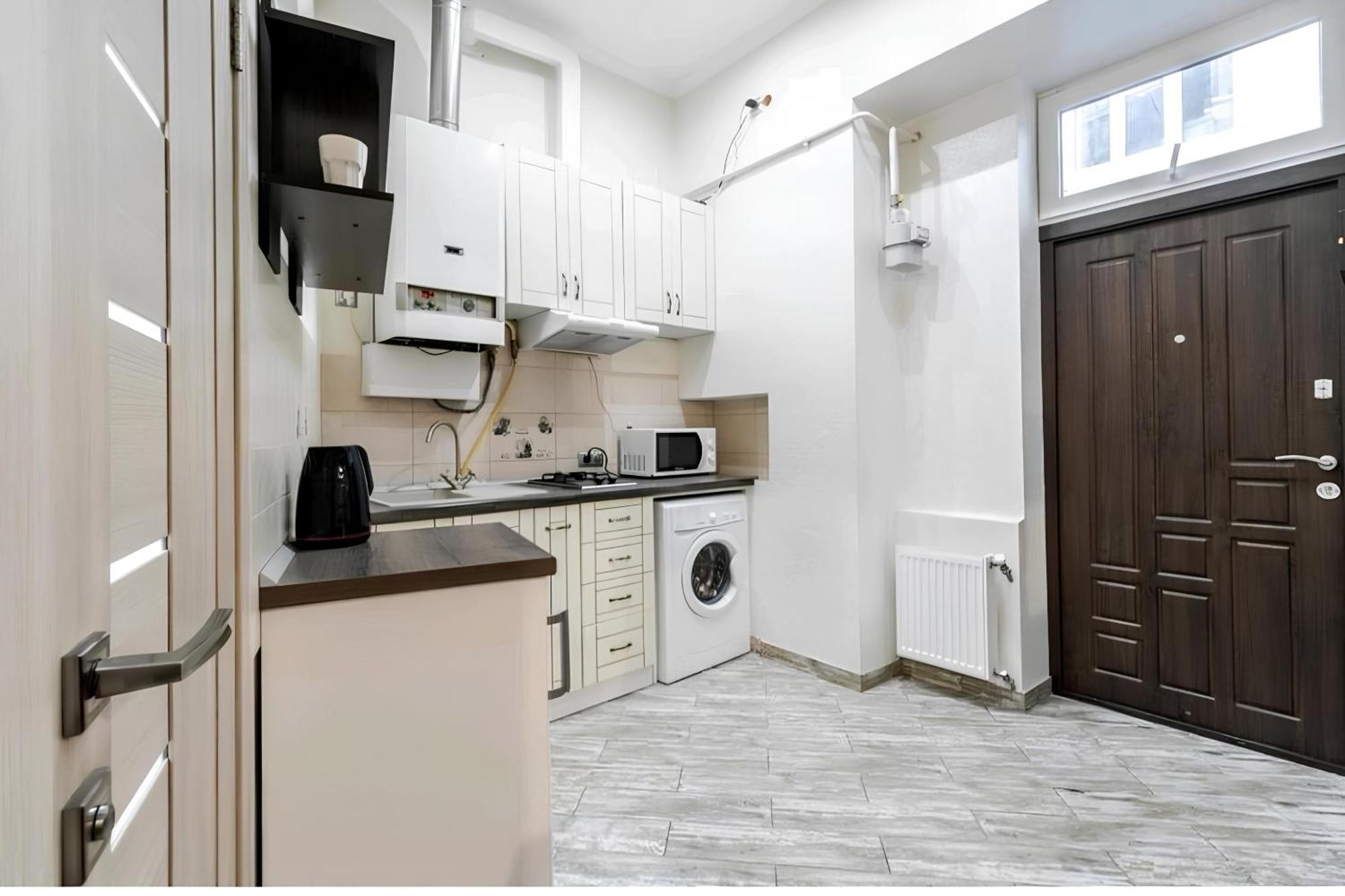 Cozy Apartments In The City Centre Львів Екстер'єр фото